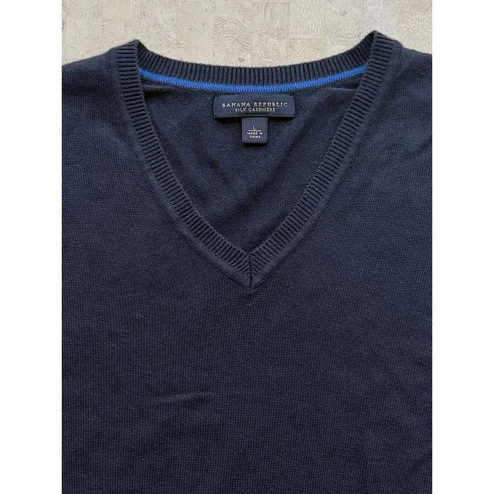 Banana Republic Sweater Mens Large Navy Blue Luxury Blend Silk Cashmere Pullover